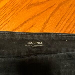 Chicos jeggings size 1, 8R dark blue
